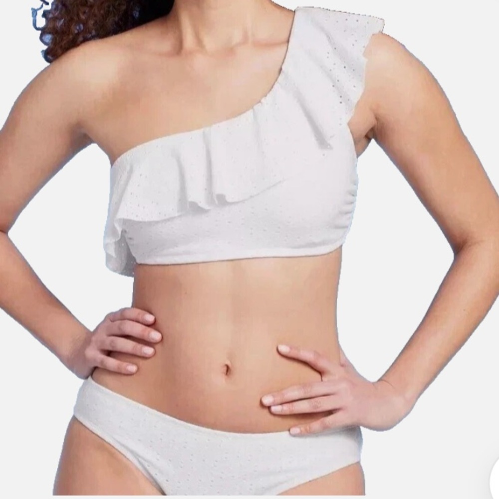 Set-White eyelet One-Shoulder Bikini Top + med coverage bikini bottom.